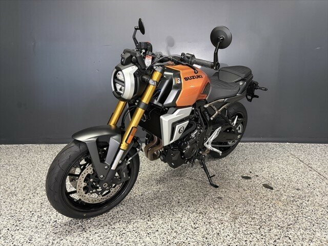 2025 SUZUKI GSX-8T ROAD