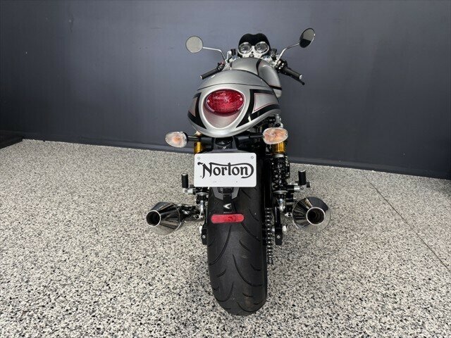 2018 NORTON COMMANDO 961 CAFE RACER ROAD