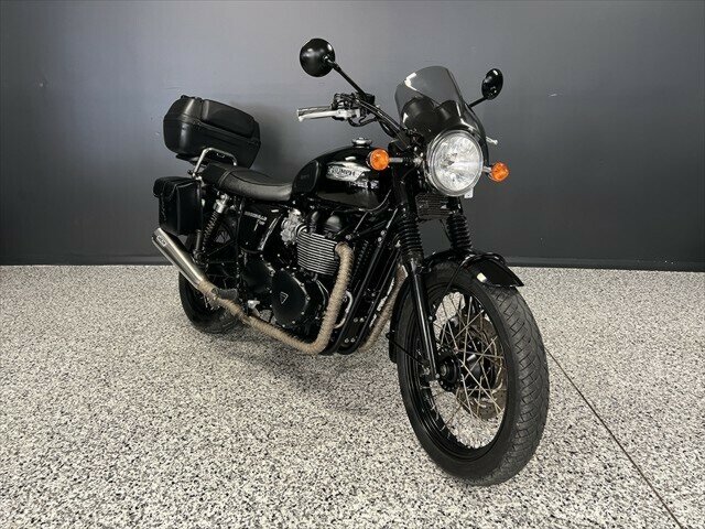 2015 TRIUMPH BONNEVILLE T100 BLACK ROAD