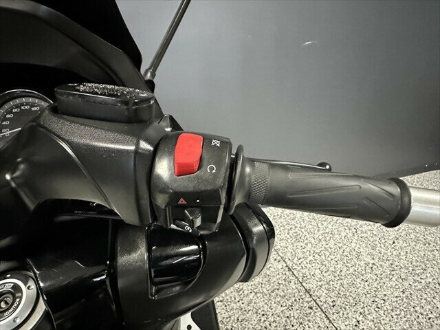 2010 YAMAHA TMAX 500 (XP500) SCOOTER