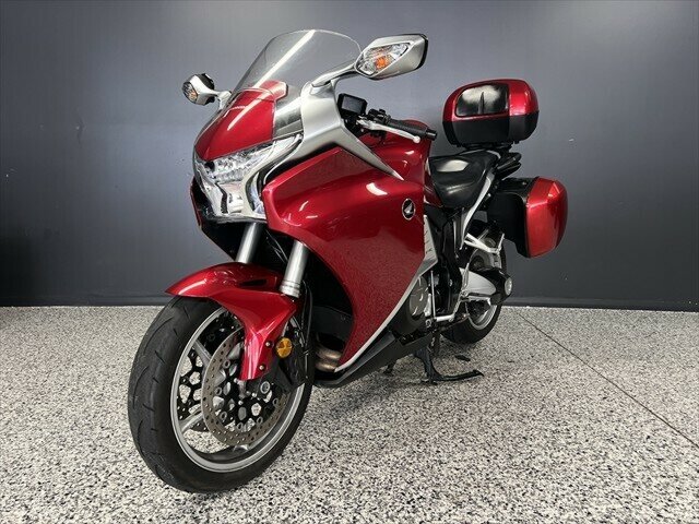 2010 HONDA VFR1200F ROAD