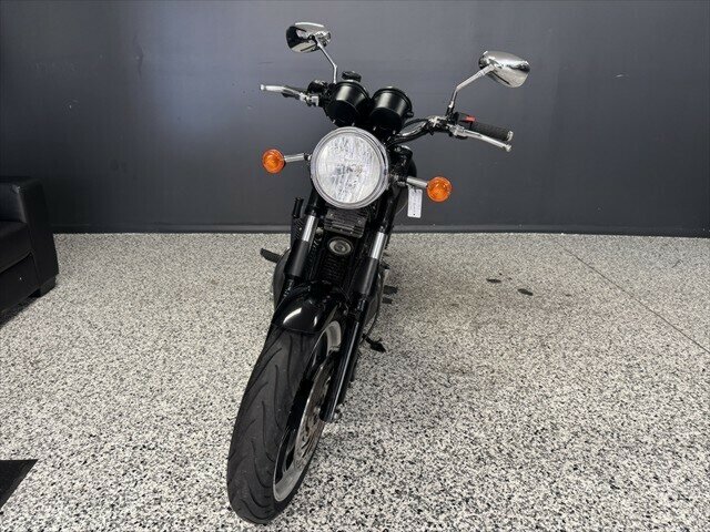 2011 TRIUMPH BONNEVILLE SE ROAD