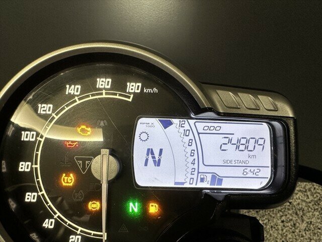 2023 TRIUMPH SPEED 400 ROAD
