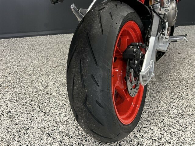 2021 APRILIA TUONO SPORTS