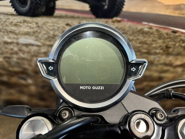 2024 MOTO GUZZI V7 STONE ROAD