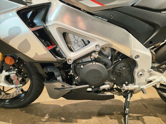 2024 APRILIA TUONO V4 SPORTS