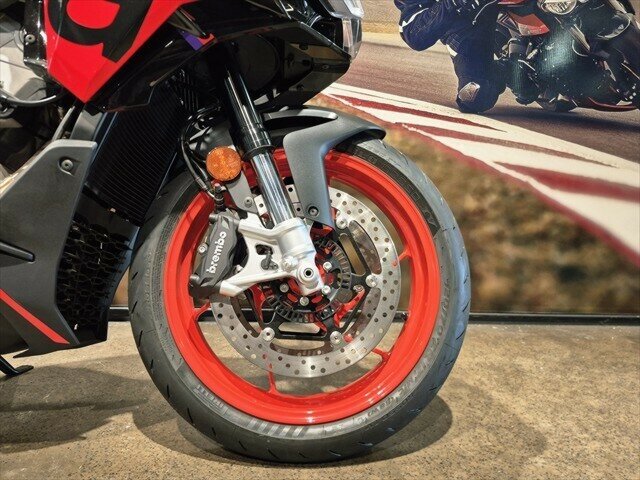 2024 APRILIA TUONO FACTORY SPORTS