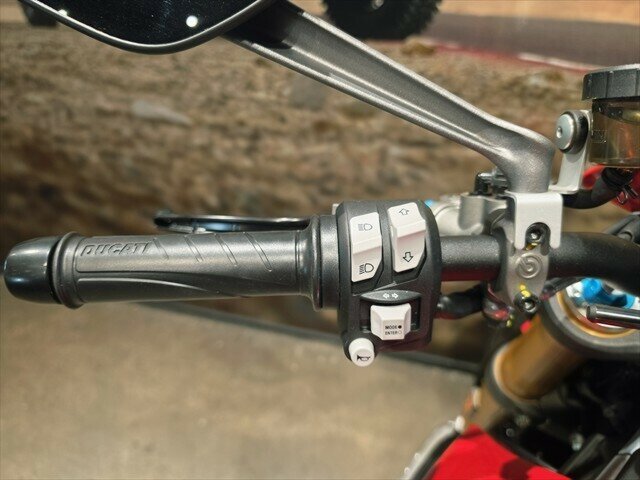 2026 DUCATI MONSTER SP ROAD