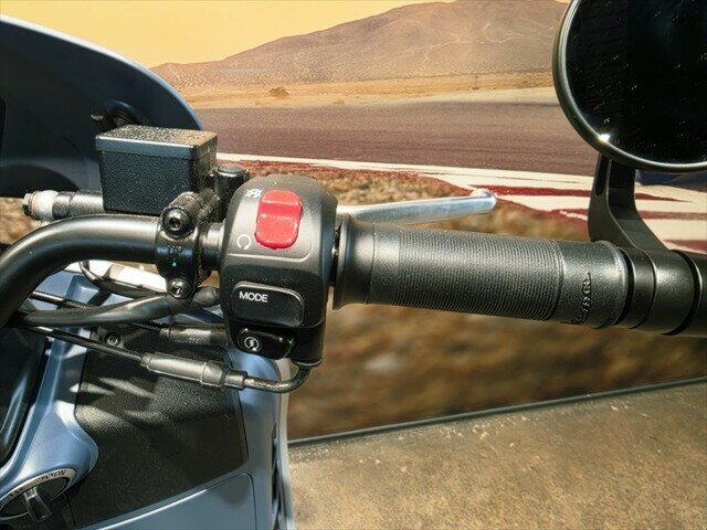 2025 VESPA GTV OFFICINA 8 300 SCOOTER