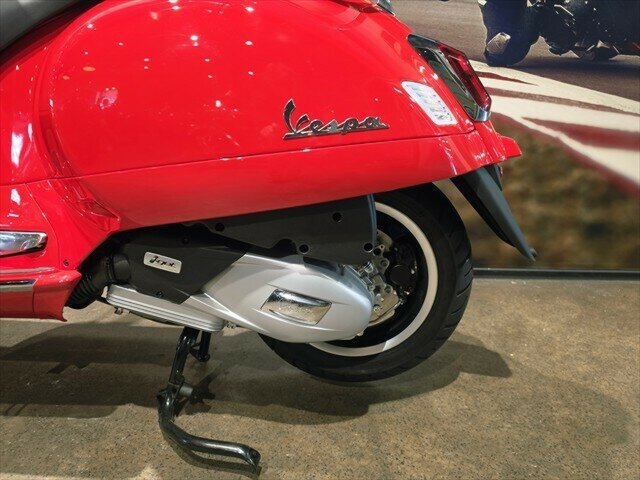 2025 VESPA GTS 150 SUPER SCOOTER