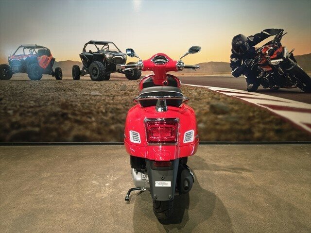 2025 VESPA GTS 150 SUPER SCOOTER