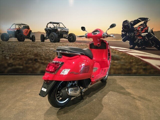 2025 VESPA GTS 150 SUPER SCOOTER