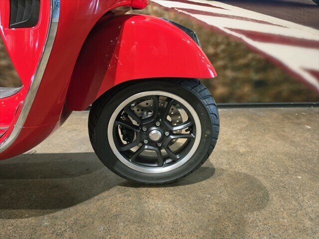 2025 VESPA GTS 150 SUPER SCOOTER