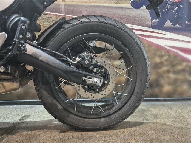 2025 TRIUMPH SCRAMBLER 400 XC ROAD