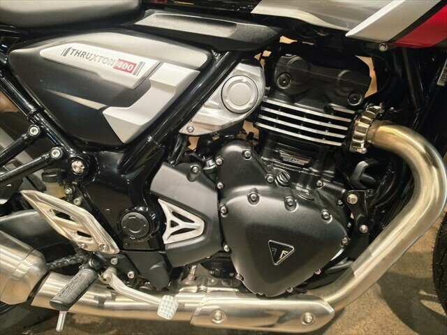 2026 TRIUMPH THRUXTON 400 ROAD