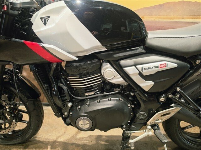 2026 TRIUMPH THRUXTON 400 ROAD