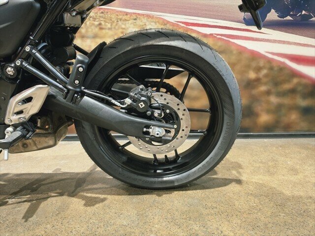 2026 TRIUMPH THRUXTON 400 ROAD