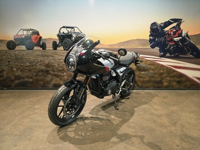 2026 TRIUMPH THRUXTON 400 ROAD