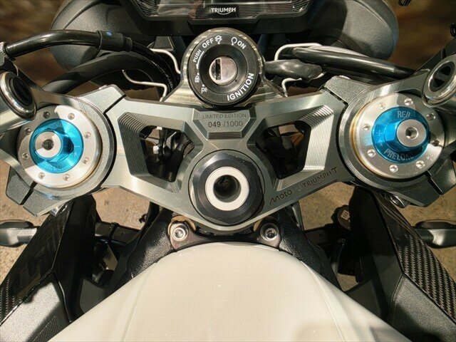 2026 TRIUMPH STREET TRIPLE MOTO 2 SPORTS
