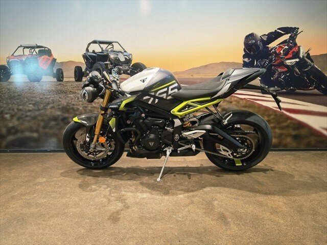 2026 TRIUMPH STREET TRIPLE MOTO 2 SPORTS