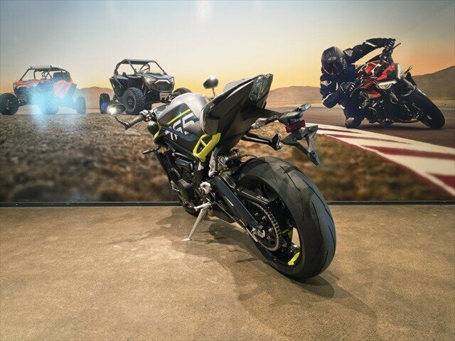 2026 TRIUMPH STREET TRIPLE MOTO 2 SPORTS