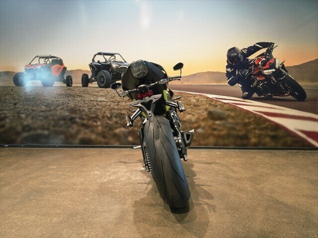 2026 TRIUMPH STREET TRIPLE MOTO 2 SPORTS
