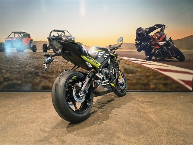 2026 TRIUMPH STREET TRIPLE MOTO 2 SPORTS