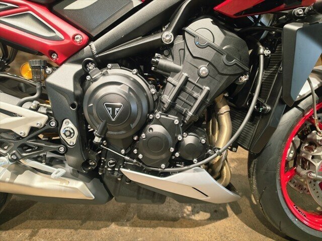 2026 TRIUMPH STREET TRIPLE 765 RX SPORTS