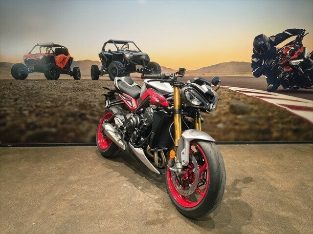 2026 TRIUMPH STREET TRIPLE 765 RX SPORTS