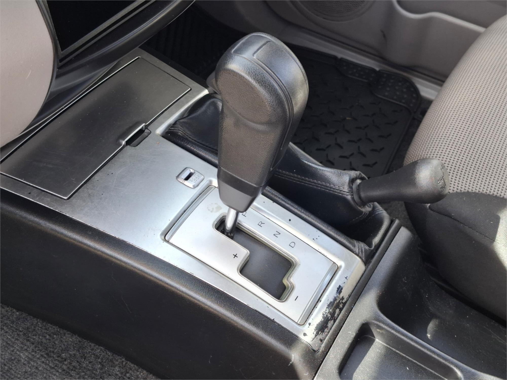 2013 MITSUBISHI TRITON MN MY12 GLX (4x4) 4 SP AUTOMATIC 4x4 DOUBLE CAB UTILITY