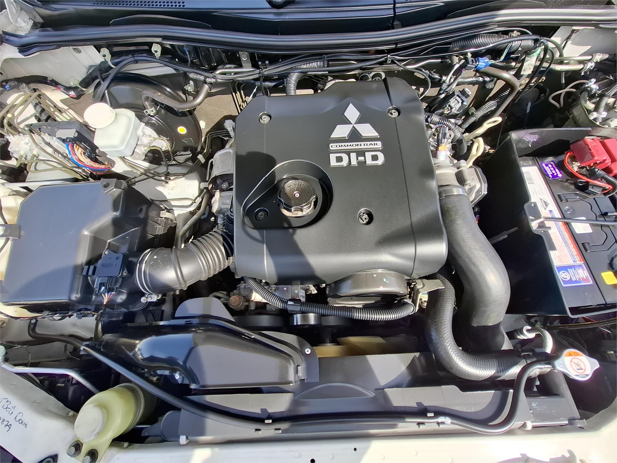 2013 MITSUBISHI TRITON MN MY12 GLX (4x4) 4 SP AUTOMATIC 4x4 DOUBLE CAB UTILITY