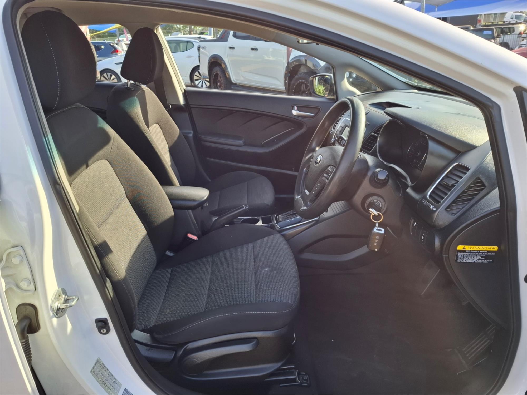 2016 KIA CERATO YD MY15 Si 6 SP AUTOMATIC 4D SEDAN