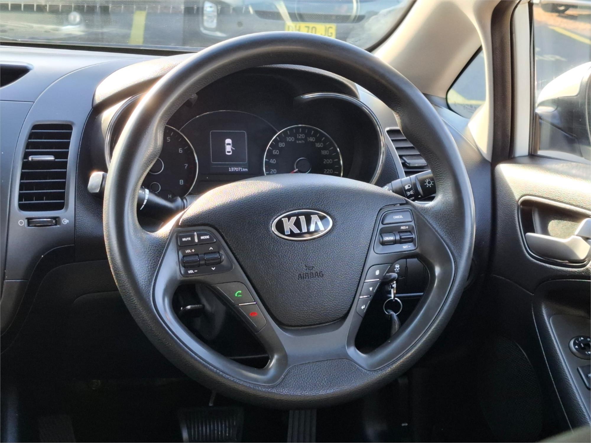 2016 KIA CERATO YD MY15 Si 6 SP AUTOMATIC 4D SEDAN
