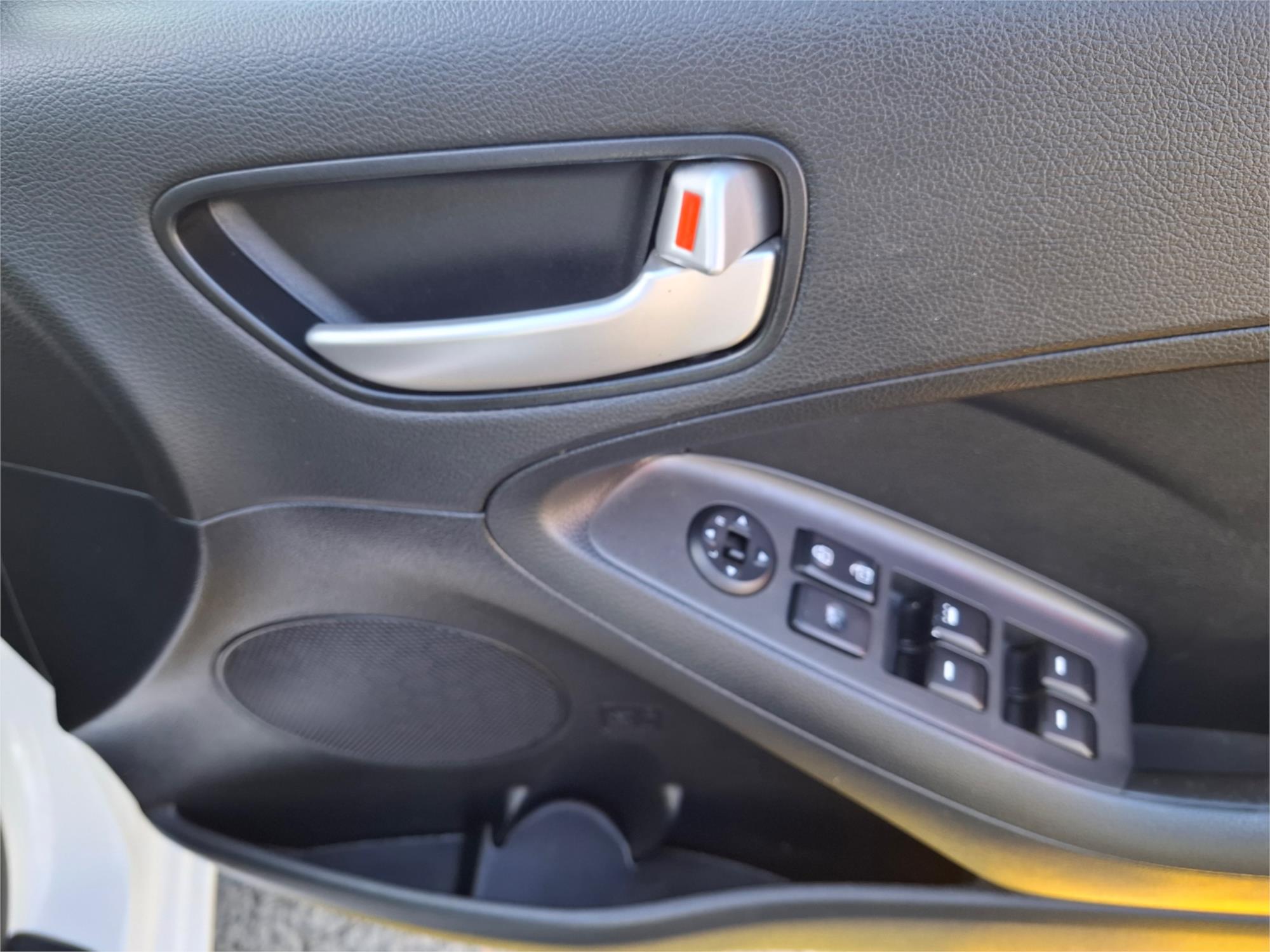 2016 KIA CERATO YD MY15 Si 6 SP AUTOMATIC 4D SEDAN