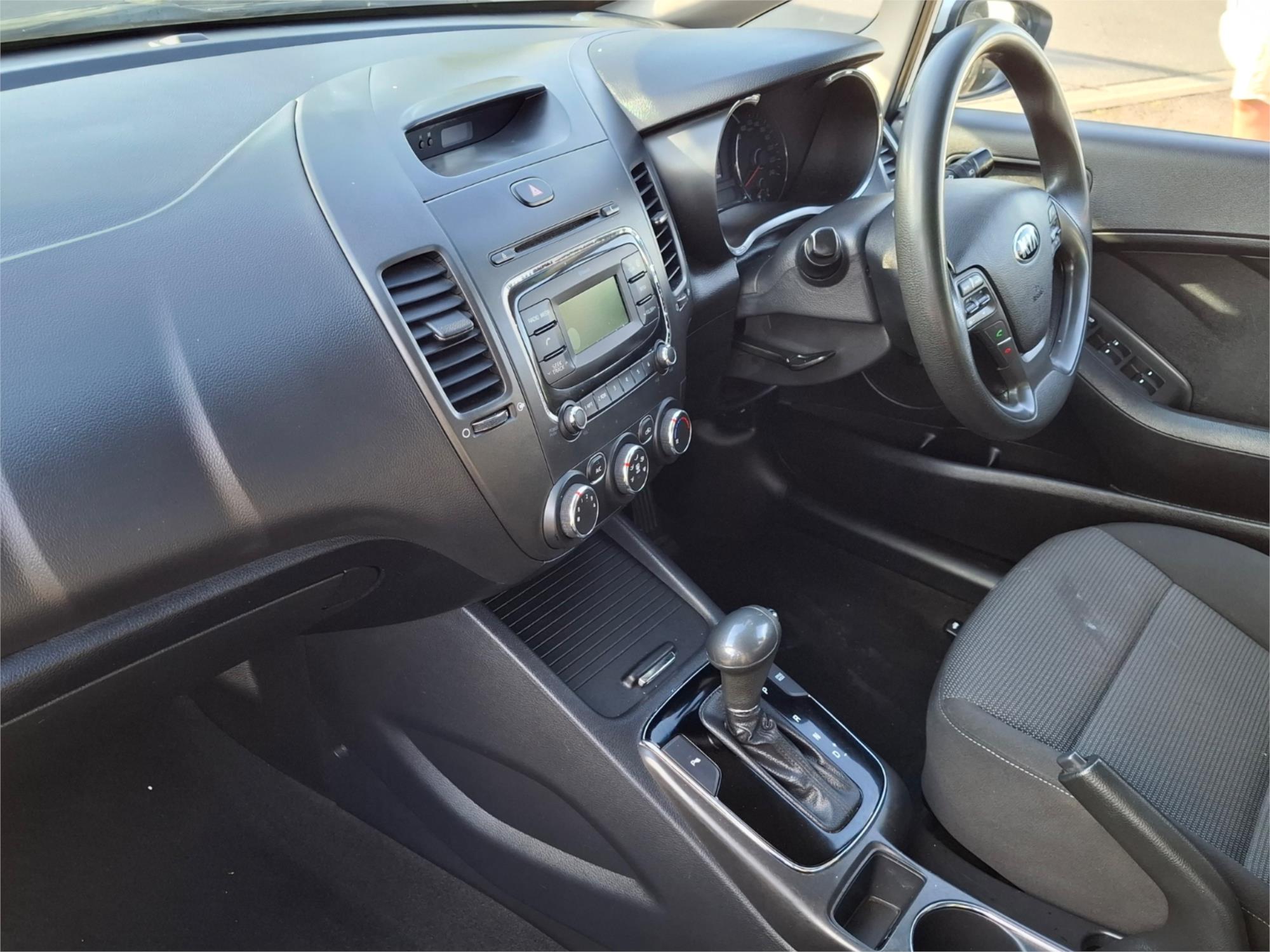 2016 KIA CERATO YD MY15 Si 6 SP AUTOMATIC 4D SEDAN