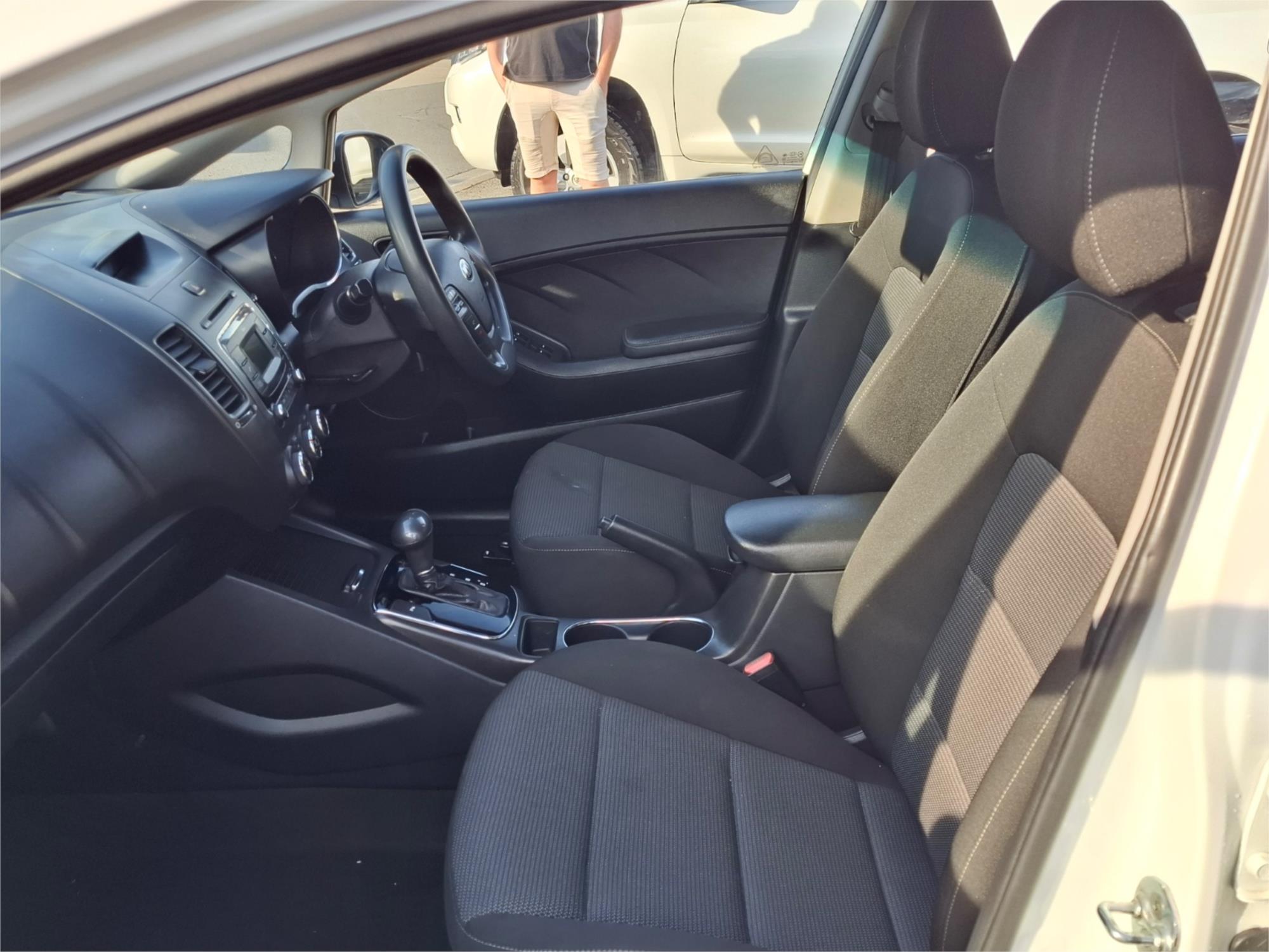 2016 KIA CERATO YD MY15 Si 6 SP AUTOMATIC 4D SEDAN