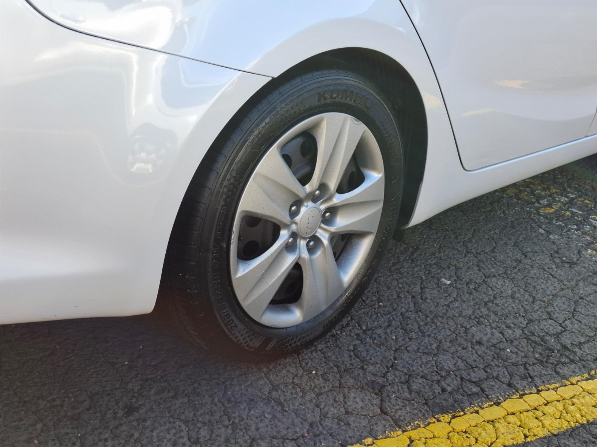 2016 KIA CERATO YD MY15 Si 6 SP AUTOMATIC 4D SEDAN