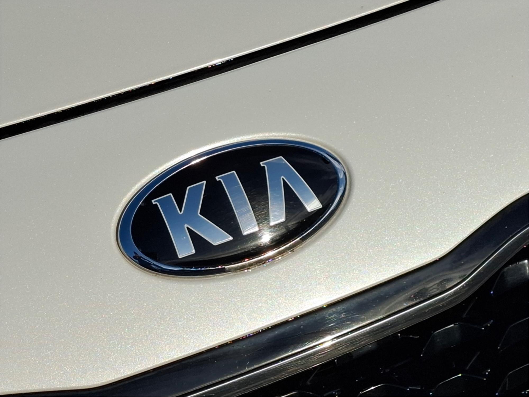 2016 KIA CERATO YD MY15 Si 6 SP AUTOMATIC 4D SEDAN