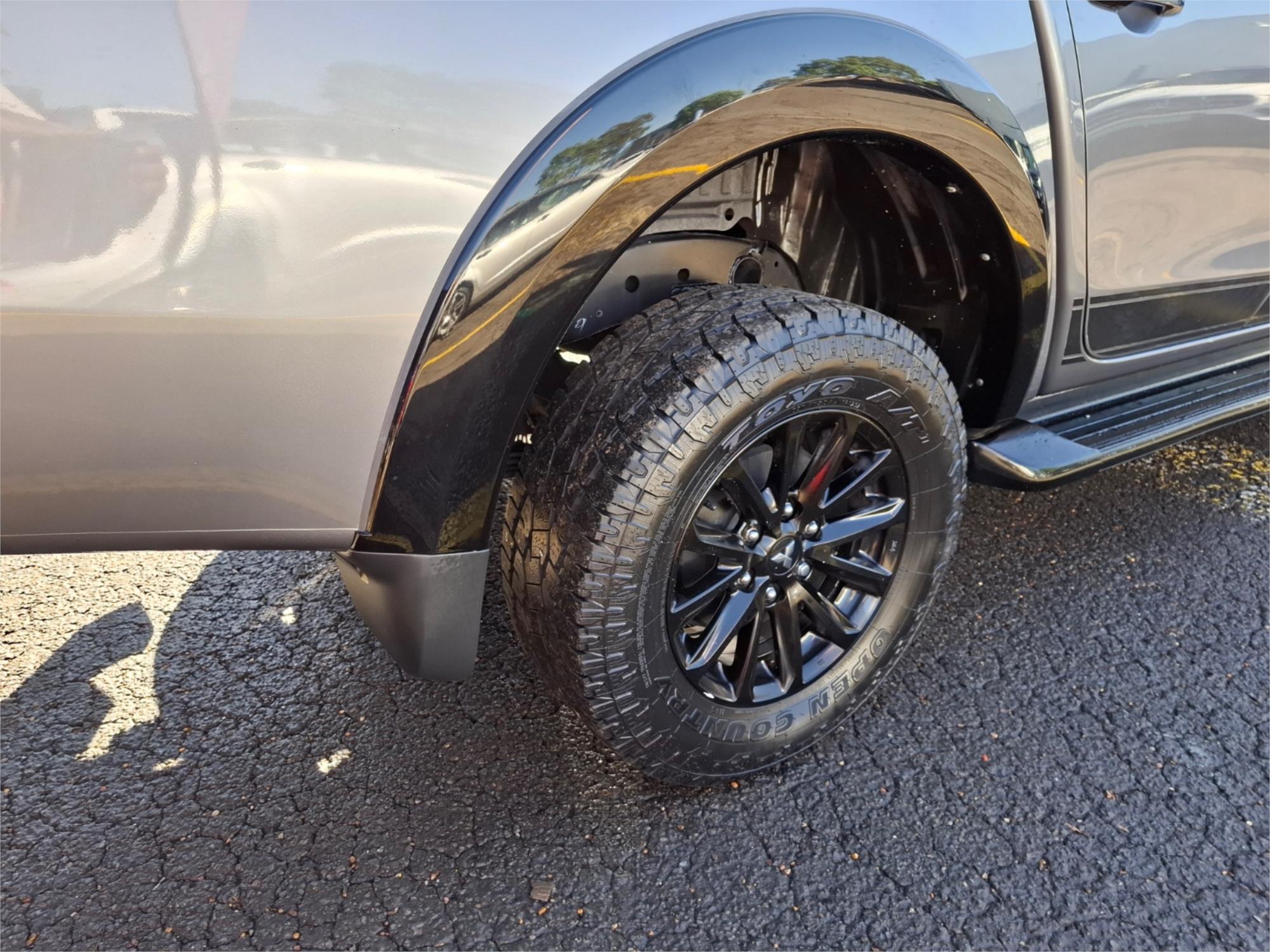 2018 MITSUBISHI TRITON MQ MY18 GLS (4x4) BLACKLINE 5 SP AUTOMATIC DUAL CAB UTILITY