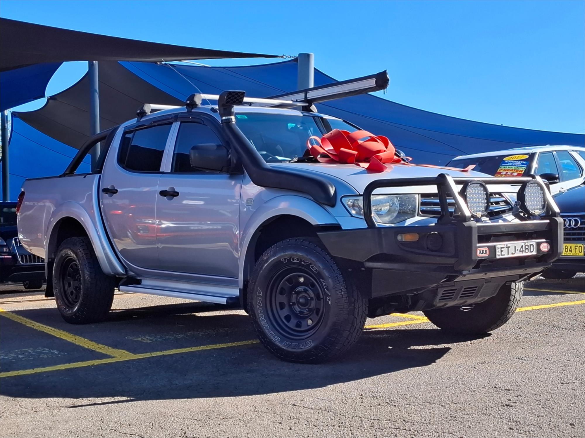 2014 MITSUBISHI TRITON MN MY14 UPDATE GLX-R (4x4) 5 SP MANUAL 4x4 DOUBLE CAB UTILITY