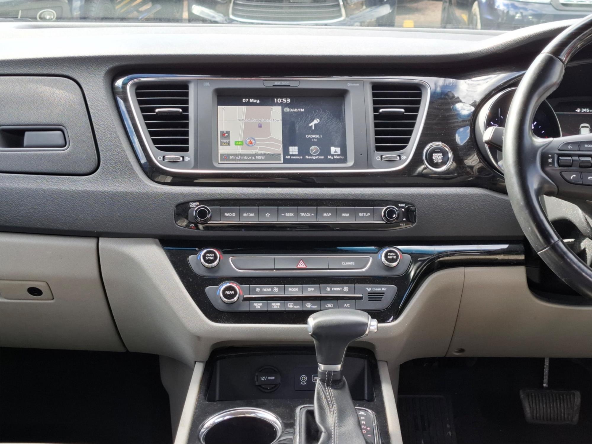 2019 KIA CARNIVAL YP PE MY19 PLATINUM 8 SP AUTOMATIC 4D WAGON