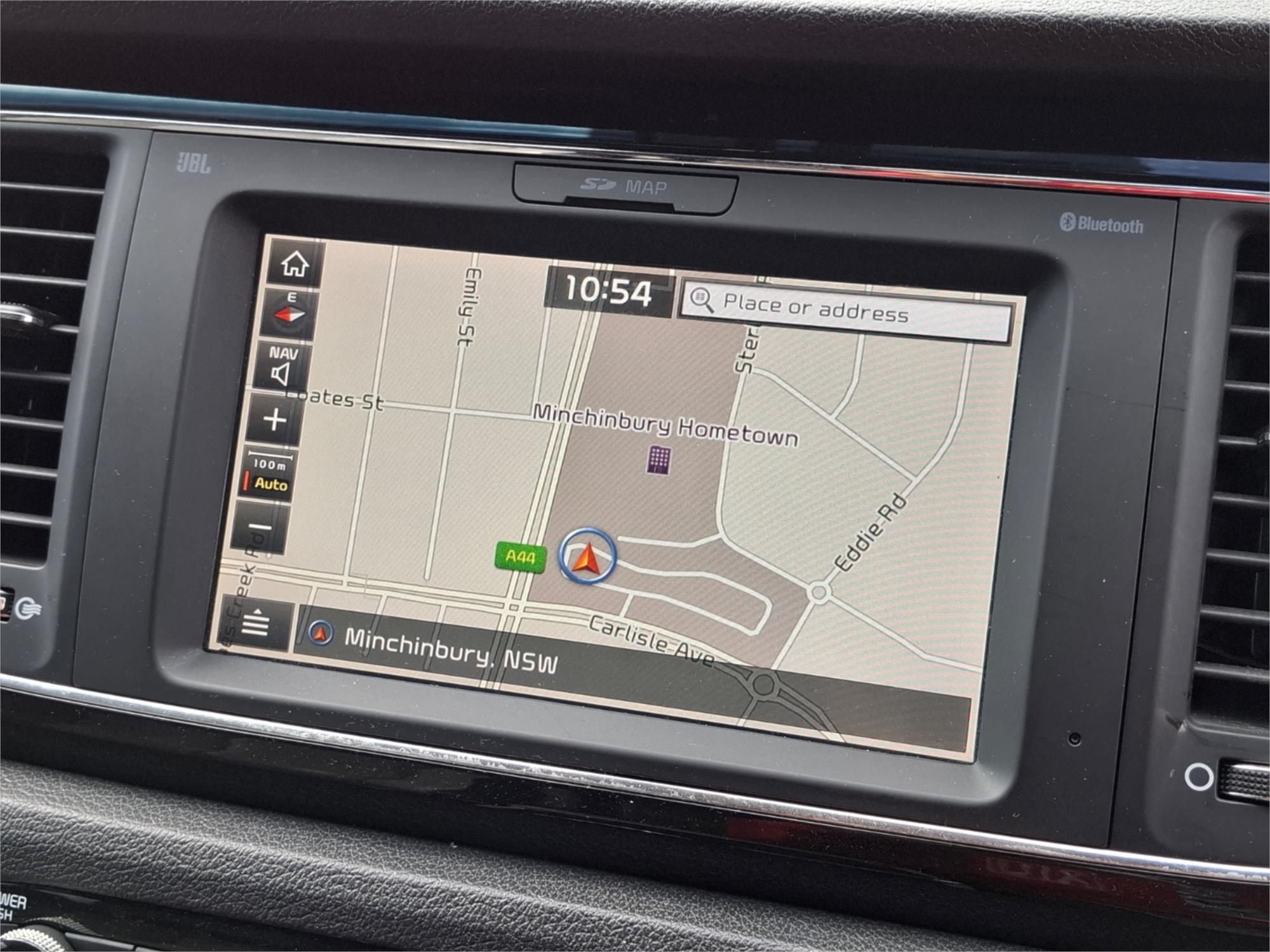 2019 KIA CARNIVAL YP PE MY19 PLATINUM 8 SP AUTOMATIC 4D WAGON