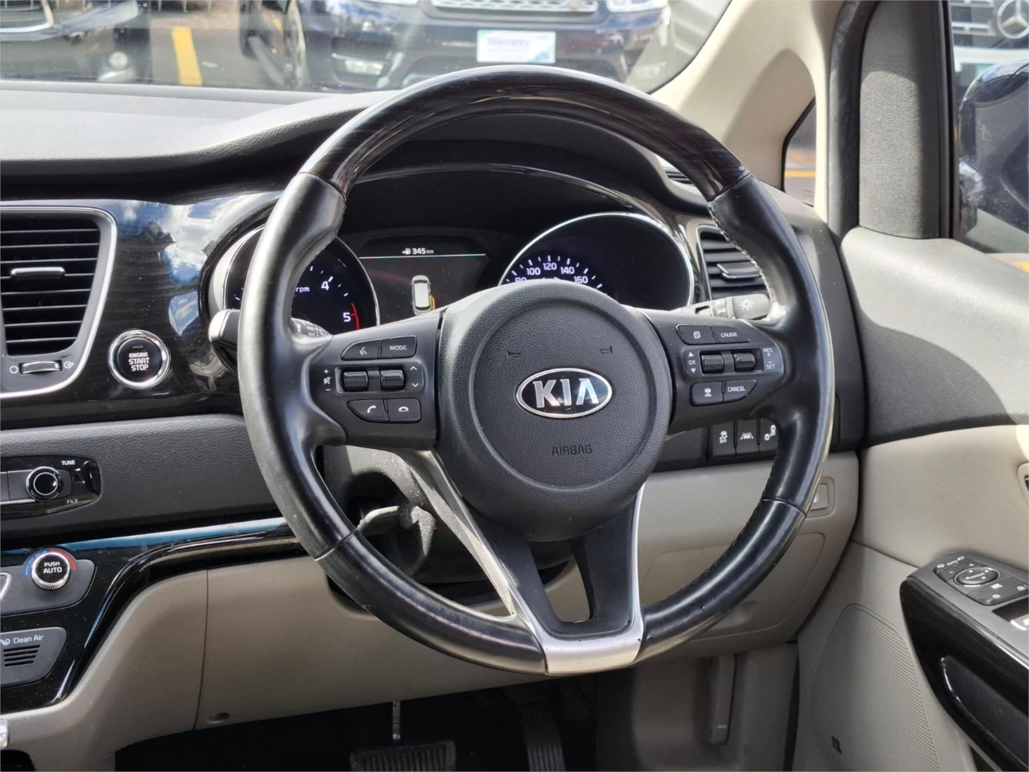 2019 KIA CARNIVAL YP PE MY19 PLATINUM 8 SP AUTOMATIC 4D WAGON