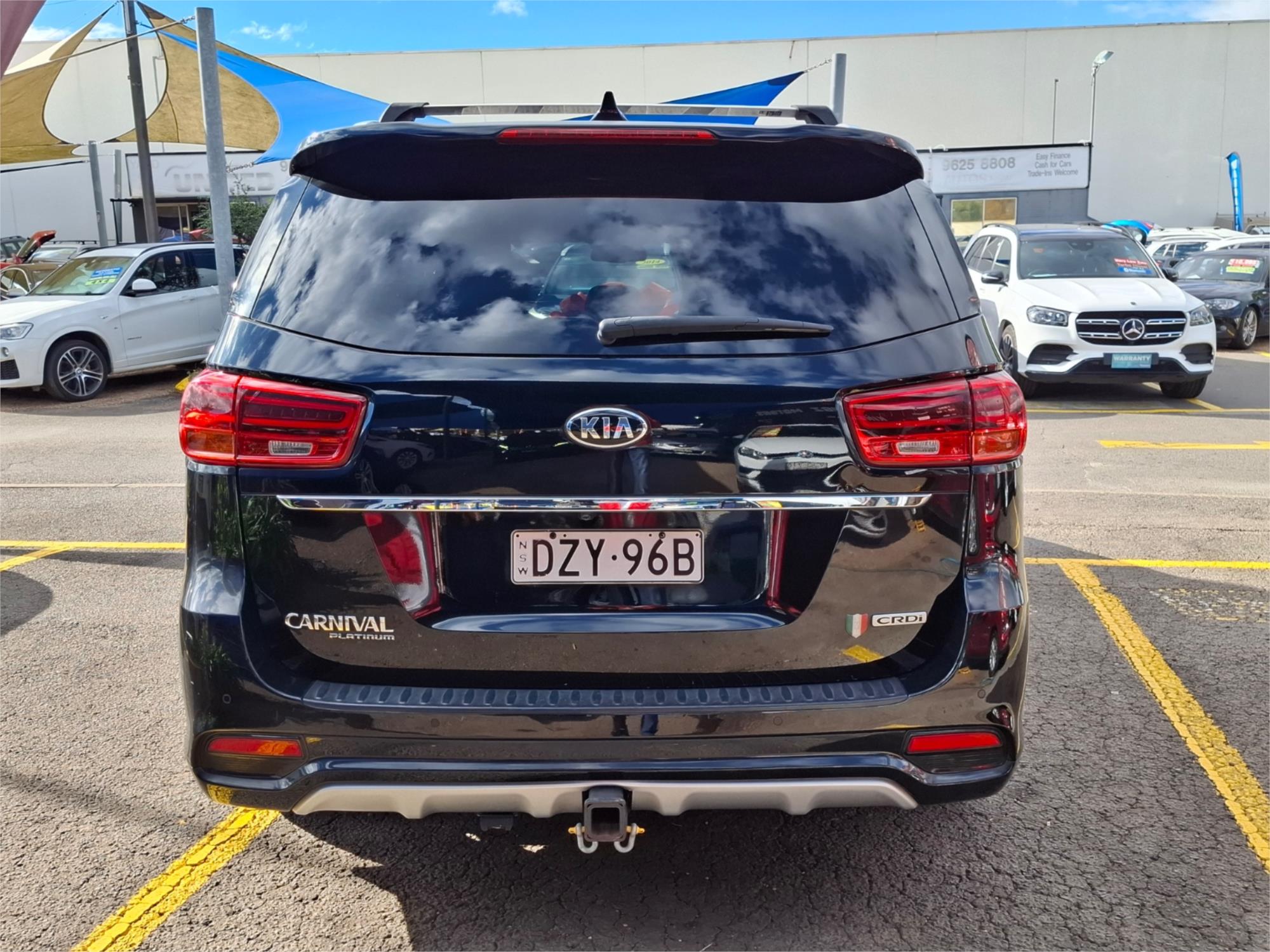 2019 KIA CARNIVAL YP PE MY19 PLATINUM 8 SP AUTOMATIC 4D WAGON