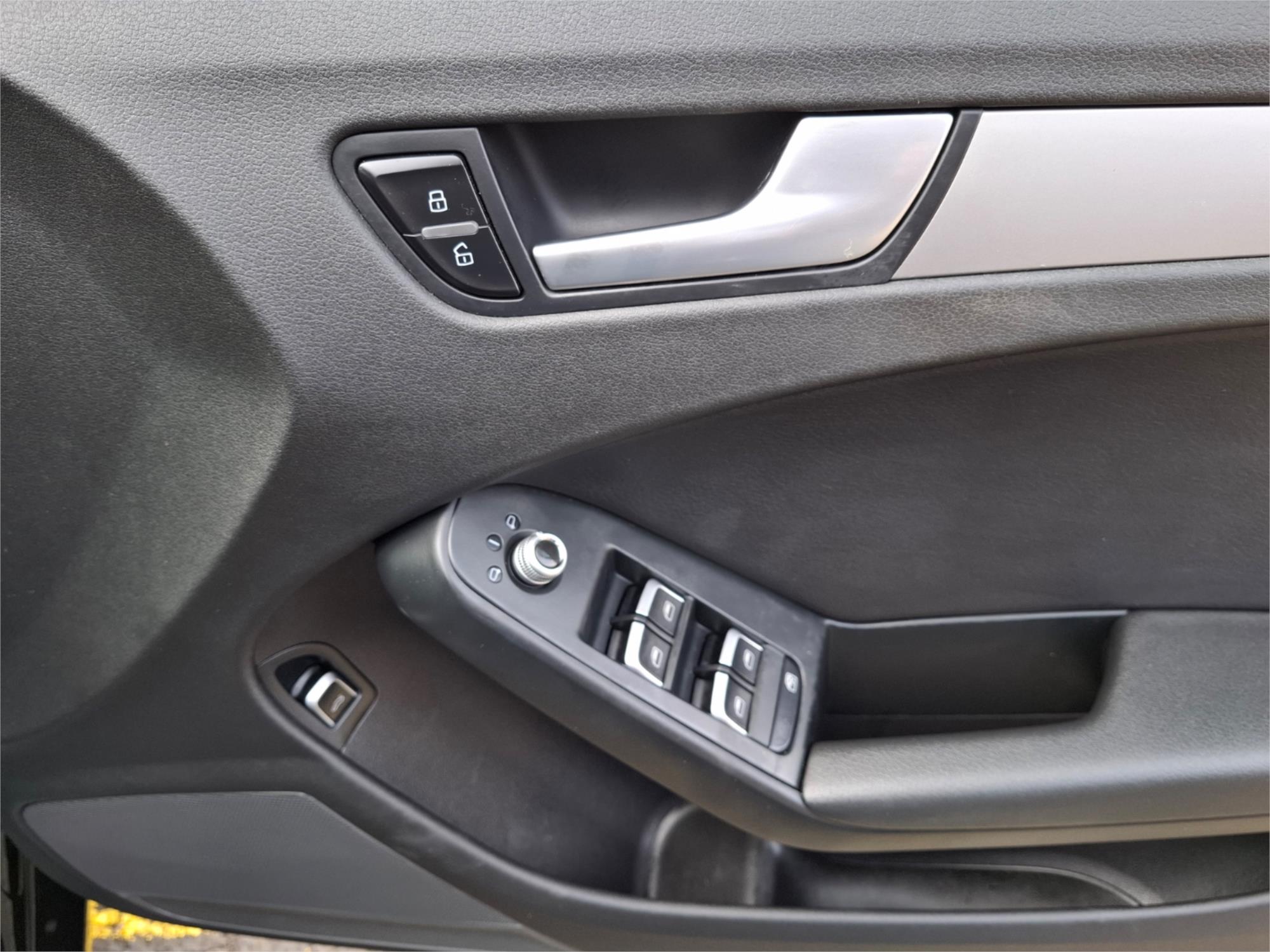 2014 AUDI A4 B8 (8K) MY14 1.8 TFSI CVT MULTITRONIC 4D SEDAN