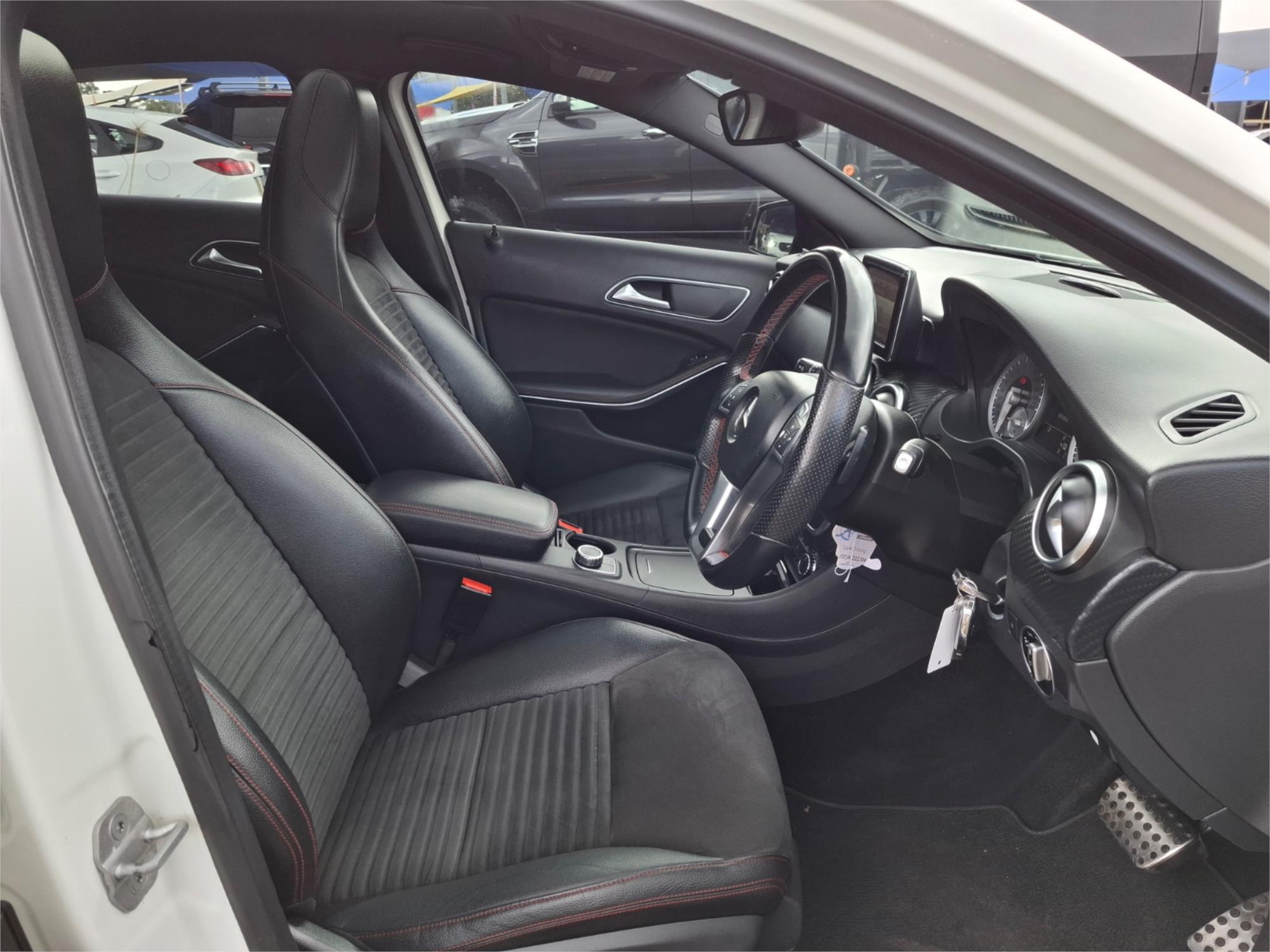 2013 MERCEDES-BENZ A180 176 BE 7 SP AUTOMATIC 5D HATCHBACK