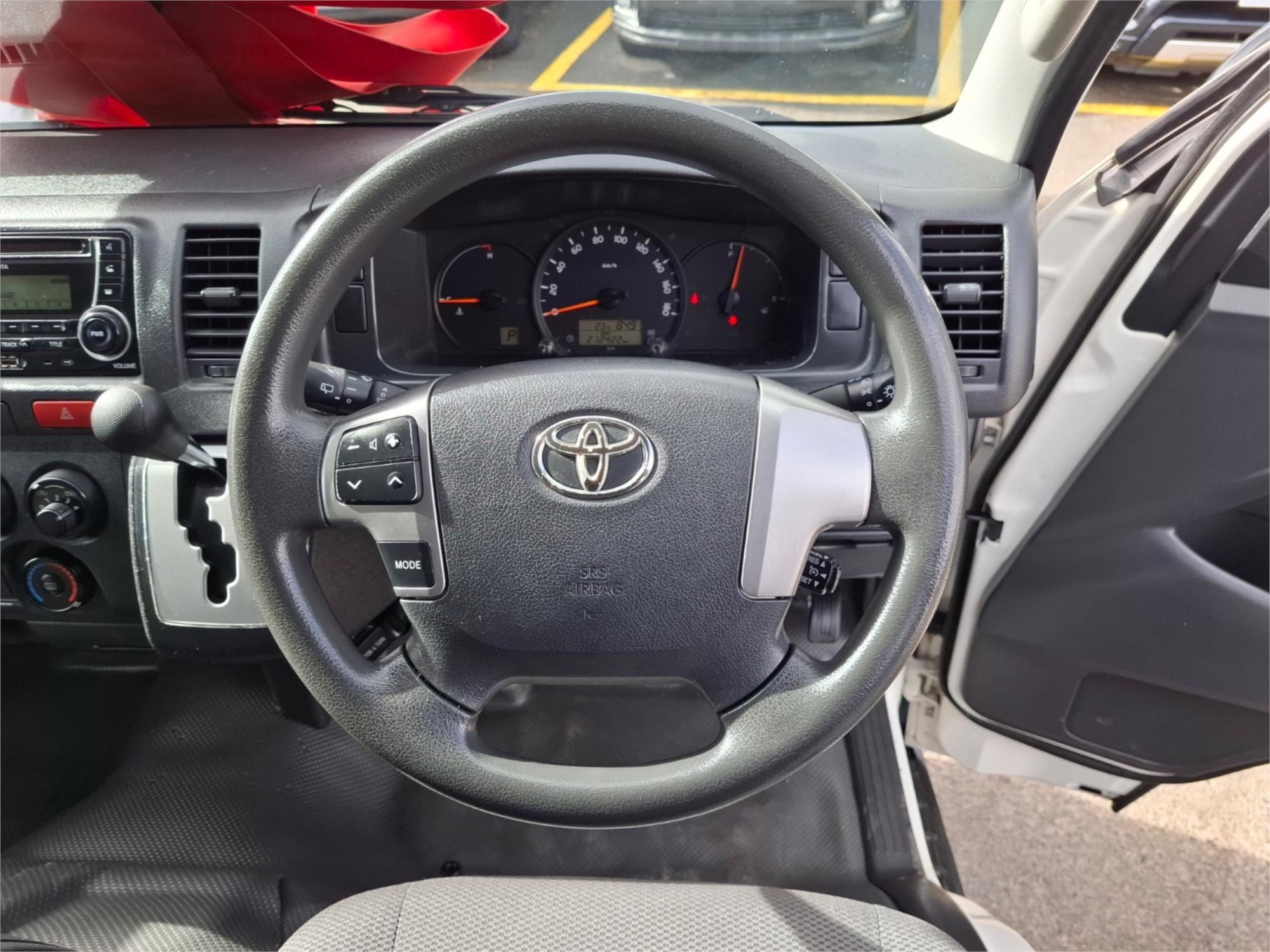 2014 TOYOTA HIACE TRH223R MY12 UPGRADE COMMUTER 4 SP AUTOMATIC BUS