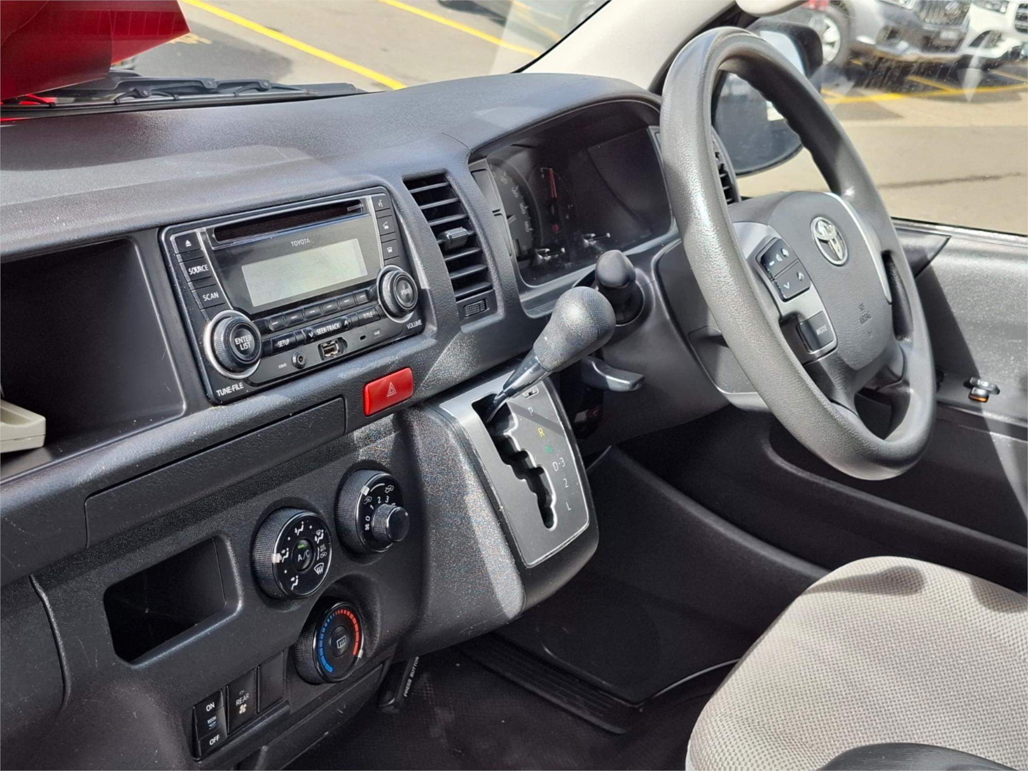 2014 TOYOTA HIACE TRH223R MY12 UPGRADE COMMUTER 4 SP AUTOMATIC BUS