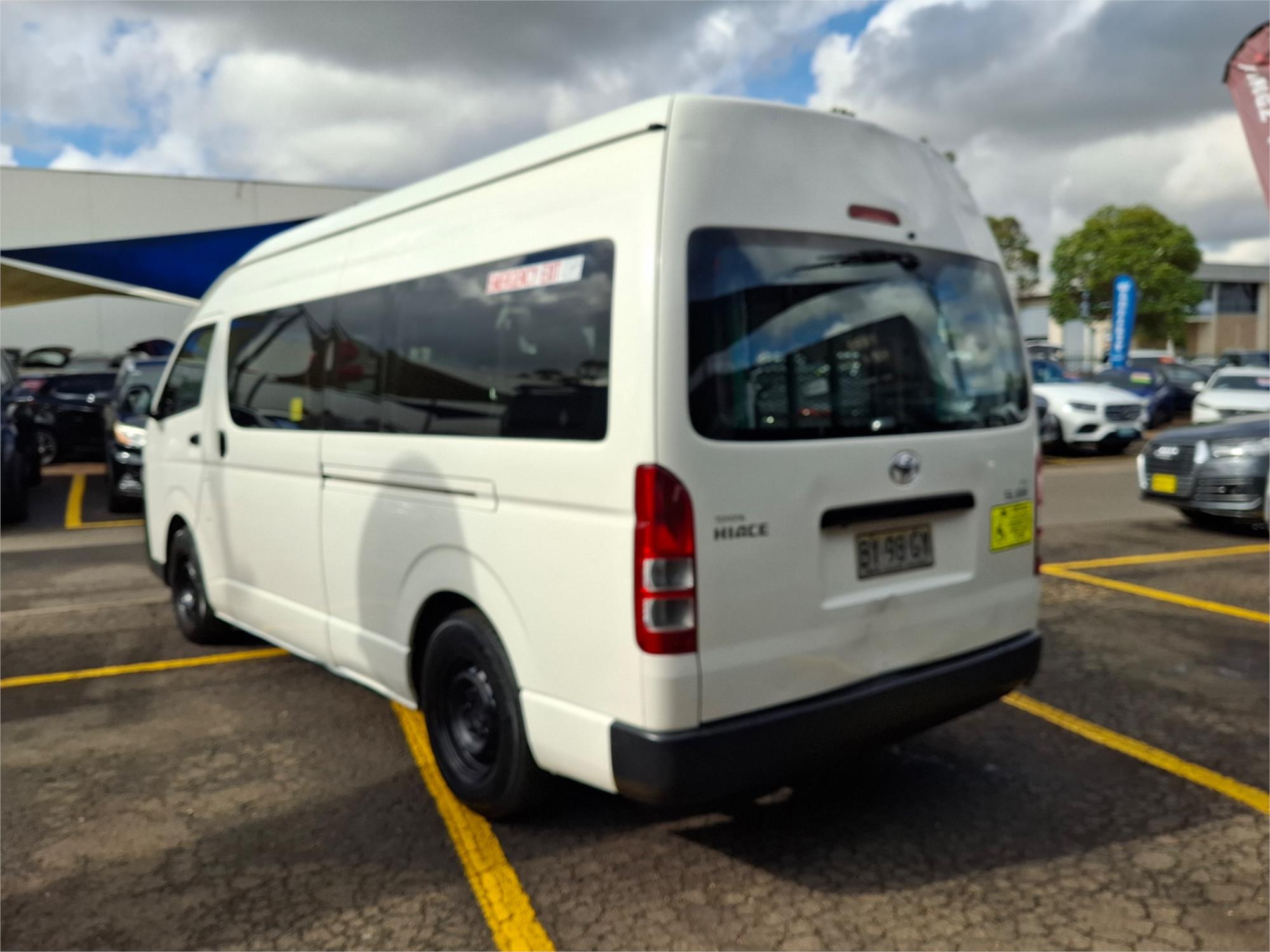 2014 TOYOTA HIACE TRH223R MY12 UPGRADE COMMUTER 4 SP AUTOMATIC BUS