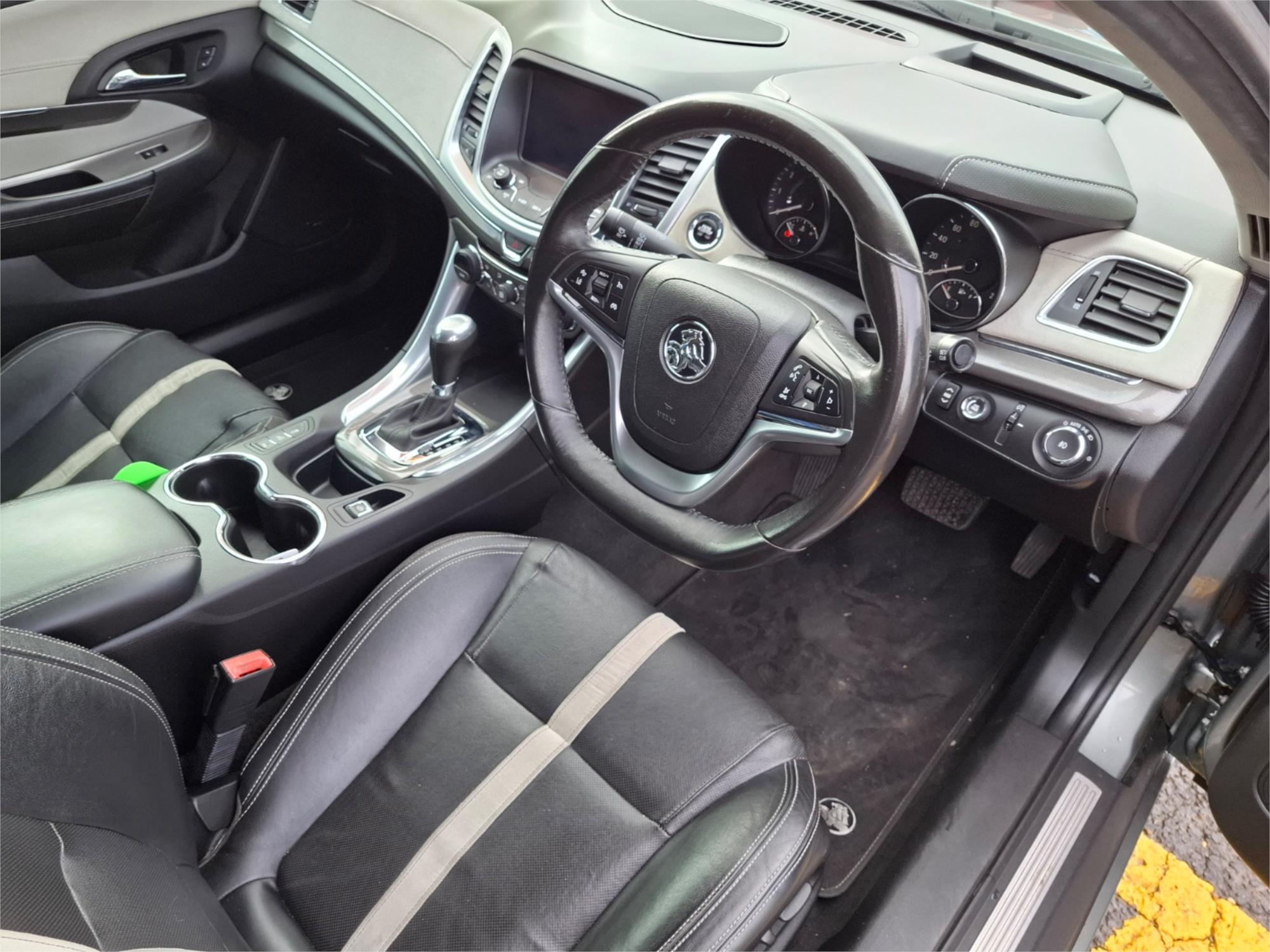 2015 HOLDEN CALAIS VF MY15 V 6 SP AUTOMATIC 4D SEDAN